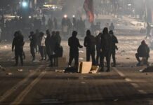 Kush po i nxjerr fëmijët në rrugë? Zbulohen mesazhet anonime për bojkot të shkollave dhe pjesëmarrje në protesta