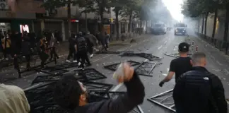 Dëmtohen banka dhe ATM gjatë protestave, AAB apel qytetarëve: Përdorni shërbimet digjitale, depozitat janë të sigurta