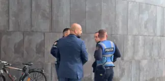 “Jemi ushtria serbe, ju kemi vënë bombë”, e-mail kërcënues në institucionet shtetërore, policia nis verifikimet